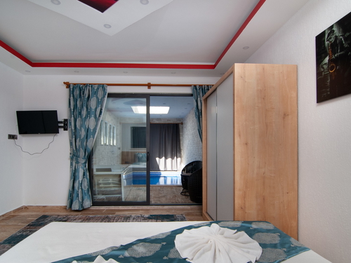  gece  -  Kasım
  | Kalkan Akbel Muhafazakar Villa (4 Kişilik, Doğa İçinde, Isıtmalı Havuz Seçenekli)